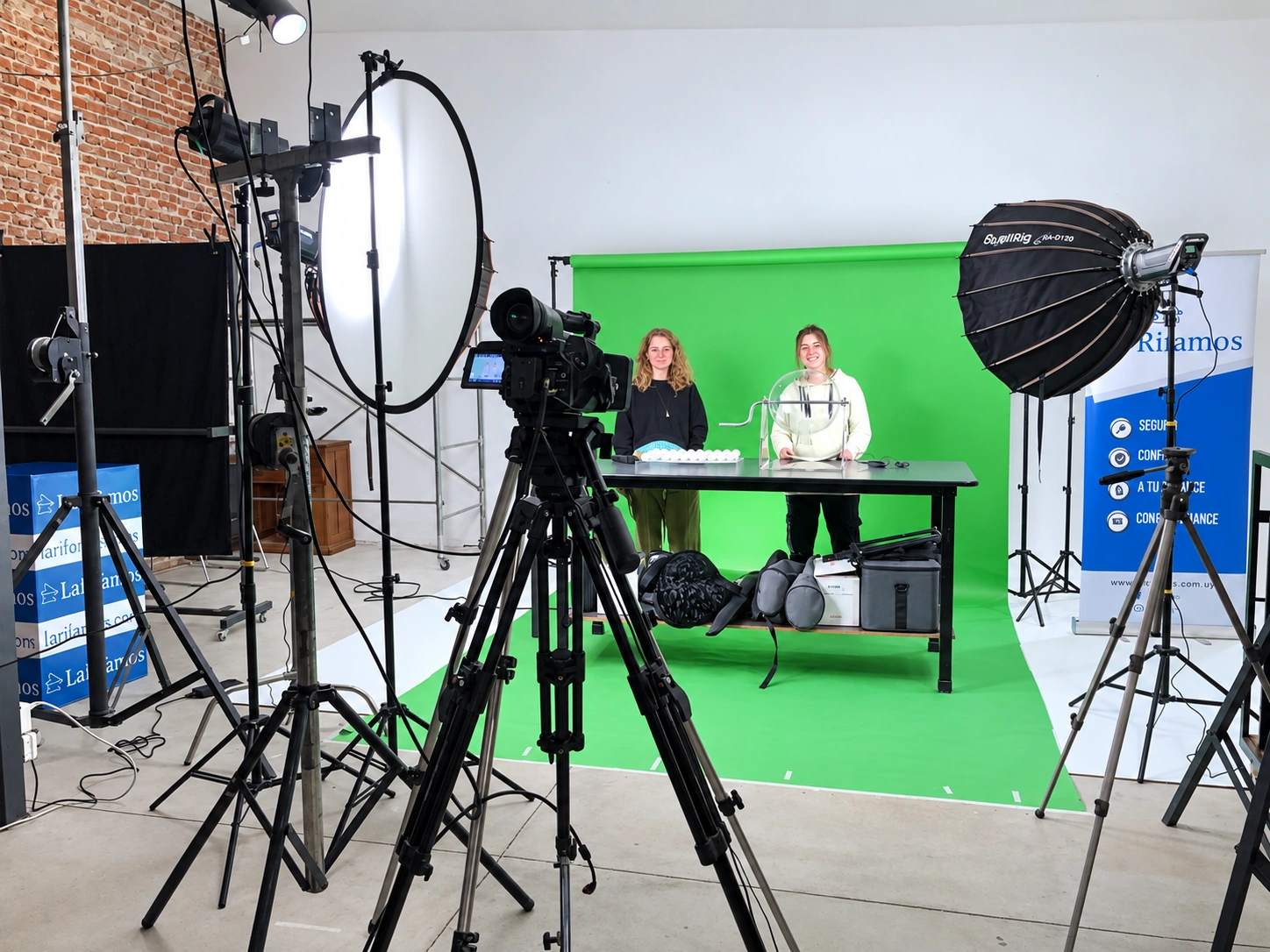 Rodaje con croma para campaña publicitaria en el estudio